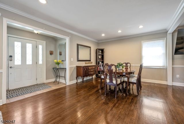 530 5Th Ave, Lyndhurst Twp., NJ 07071