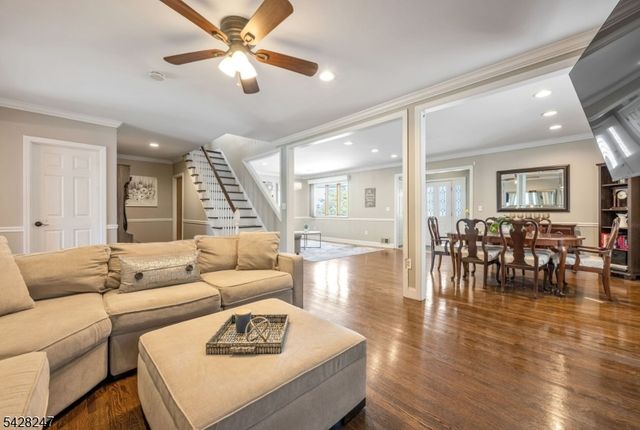 530 5Th Ave, Lyndhurst Twp., NJ 07071