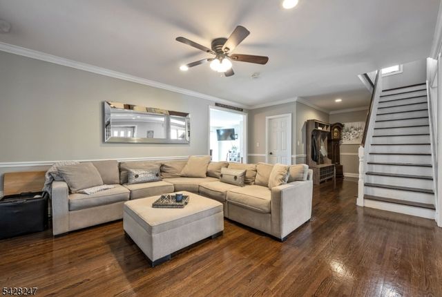 530 5Th Ave, Lyndhurst Twp., NJ 07071