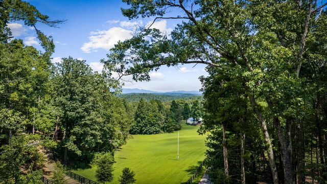 60 Oasis Drive, Blue Ridge, GA 30513