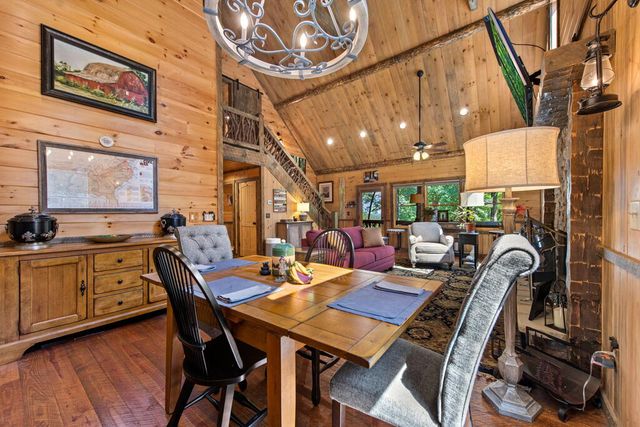 60 Oasis Drive, Blue Ridge, GA 30513