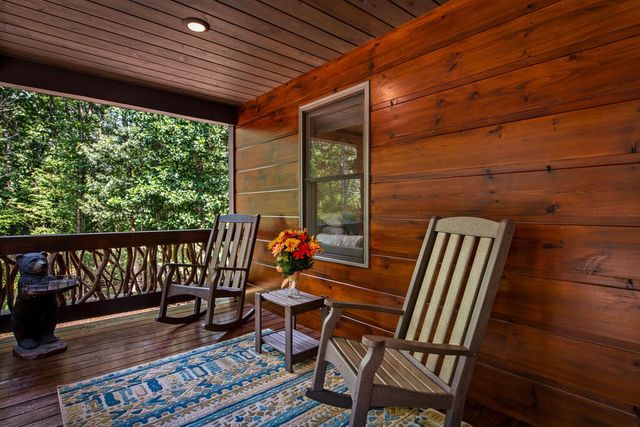 60 Oasis Drive, Blue Ridge, GA 30513