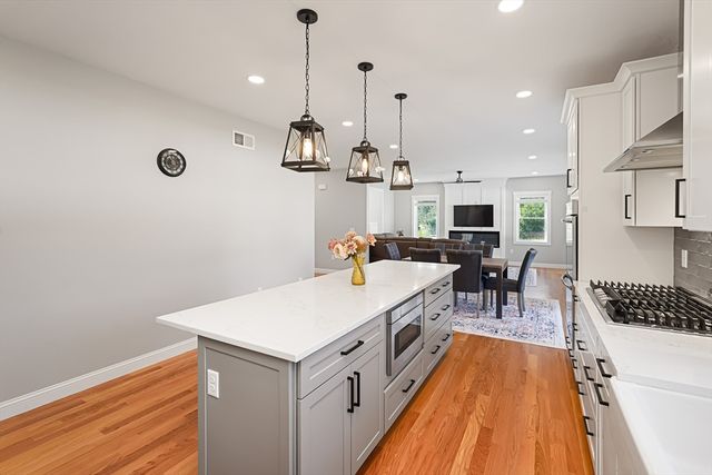 309 Pine Street, Tewksbury, MA 01876