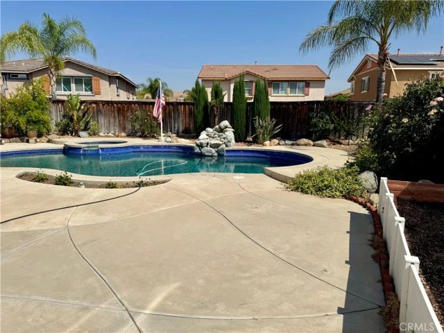 45002 Thalia Lane, Lake Elsinore, CA 92532