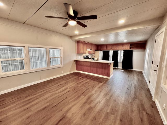 158 CUSHING WAY, Layton, UT 84041