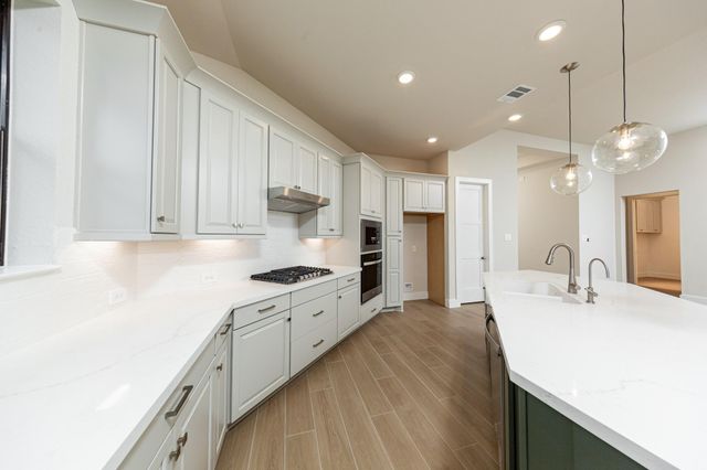 1915 Langford Street, Montgomery, TX 77316