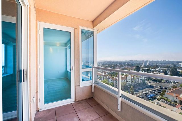 3890 Nobel Drive 1404, San Diego, CA 92122