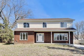 4505 Winchester Avenue, Lisle, IL 60532