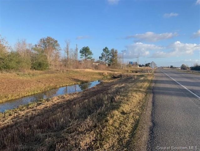 15365 Highway 165 Highway, Iowa, LA 70647