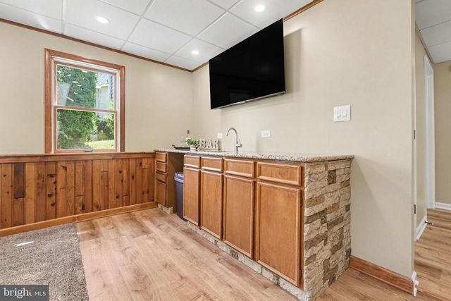 111 BUNKER HILL RD, New Cumberland, PA 17070