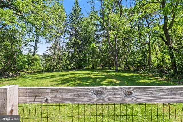 111 BUNKER HILL RD, New Cumberland, PA 17070