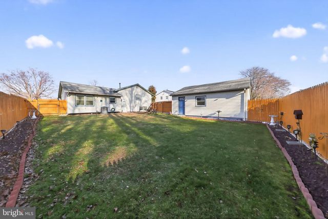 871 BROADFIELD DR, Newark, DE 19713