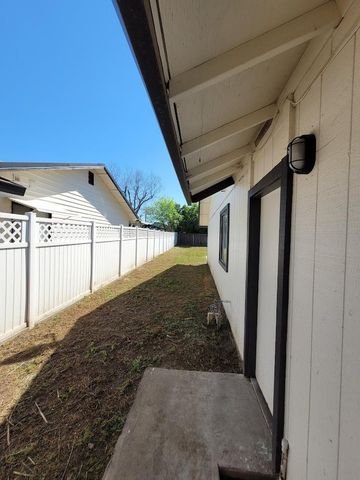 640 Pinedale Ave, Sacramento, CA 95838