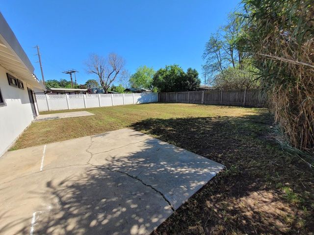 640 Pinedale Ave, Sacramento, CA 95838