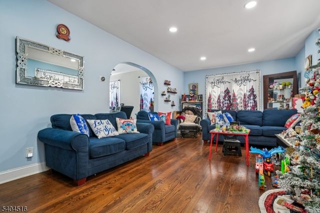 228 Totowa Rd, Totowa Boro, NJ 07512