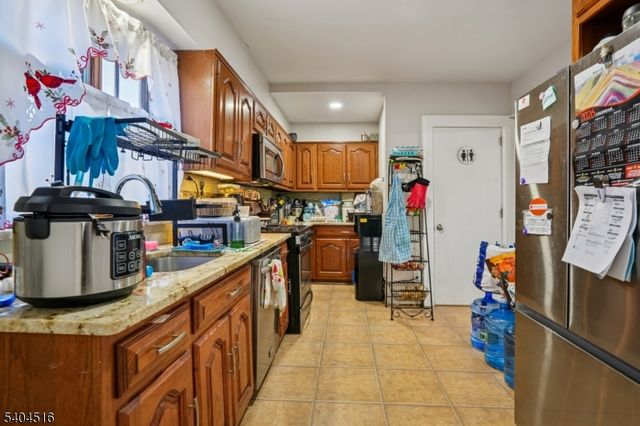 228 Totowa Rd, Totowa Boro, NJ 07512