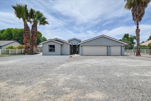 7624 N CITRUS Road, Waddell, AZ 85355