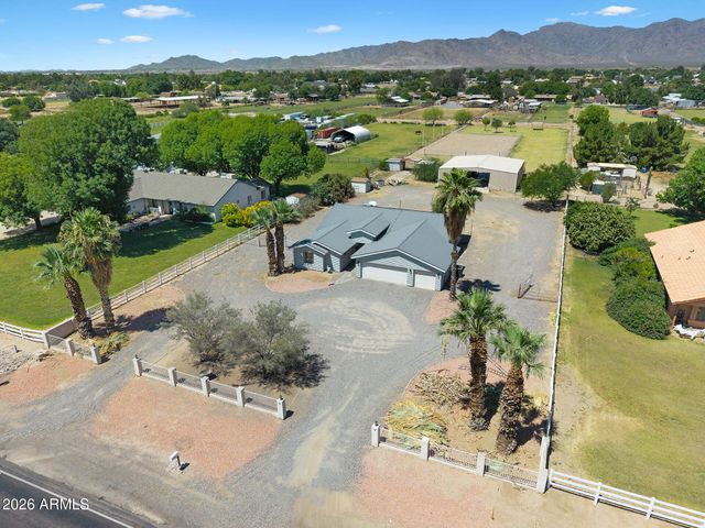 7624 N CITRUS Road, Waddell, AZ 85355