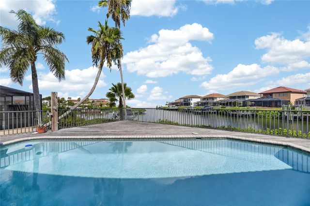 903 CAPRICCIO LANE, Apollo Beach, FL 33572