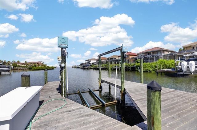 903 CAPRICCIO LANE, Apollo Beach, FL 33572