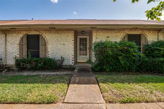 3 W Mountain Creek Drive 5, Grand Prairie, TX 75052