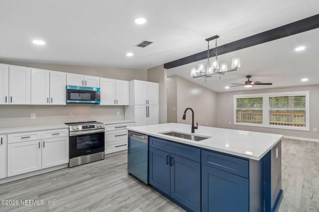 133 MCVICKERS Road, Middleburg, FL 32068