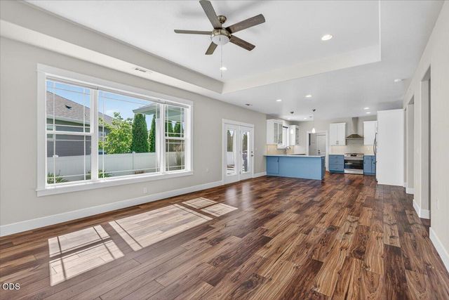 1618 River Run Street, Central Point, OR 97502