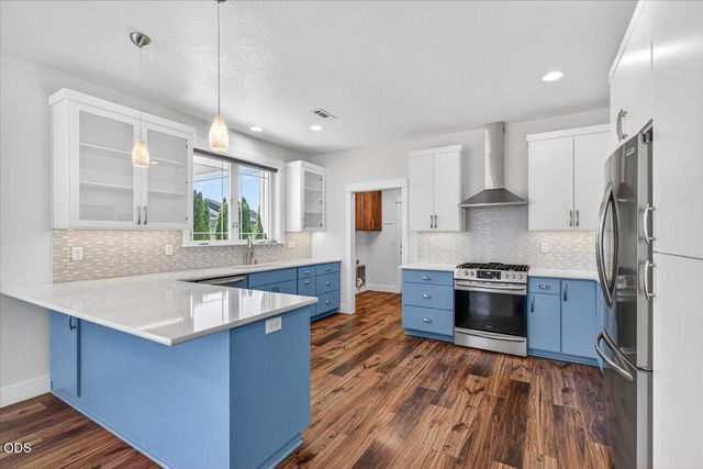 1618 River Run Street, Central Point, OR 97502