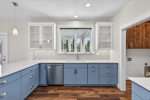 1618 River Run Street, Central Point, OR 97502