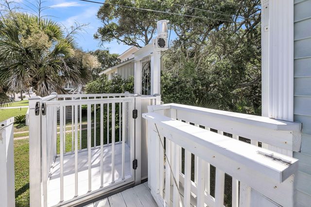705 Palmetto Boulevard, Edisto Beach, SC 29438
