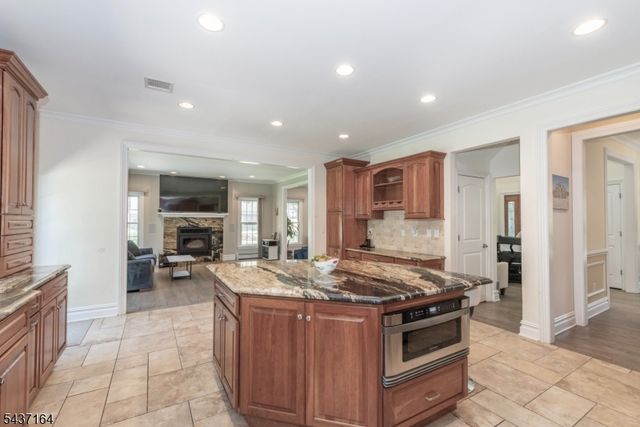 89 Clinton Ave, Mount Olive Twp., NJ 07828