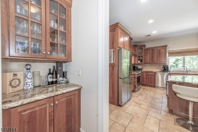 89 Clinton Ave, Mount Olive Twp., NJ 07828