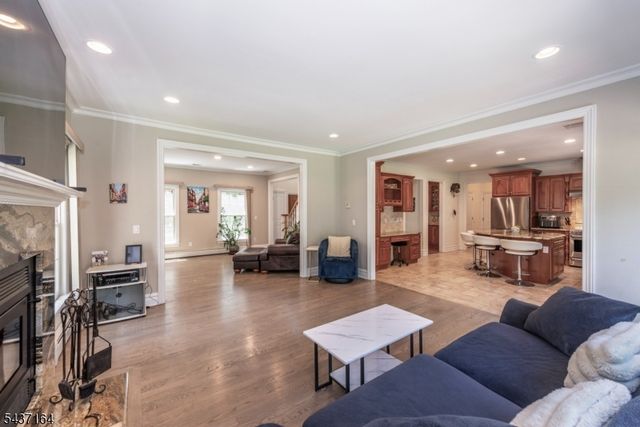 89 Clinton Ave, Mount Olive Twp., NJ 07828