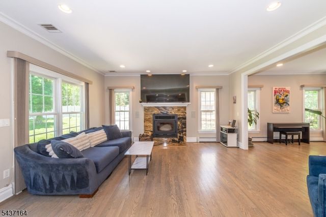 89 Clinton Ave, Mount Olive Twp., NJ 07828