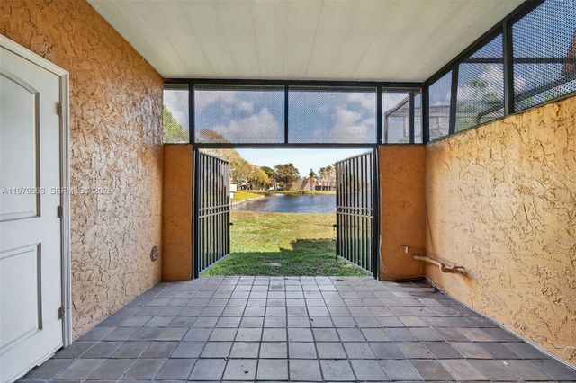 1451 NW 92nd Ave 191, Pembroke Pines, FL 33024