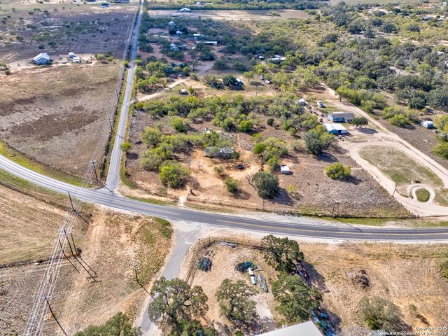 520 Fm 536, Pleasanton, TX 78064