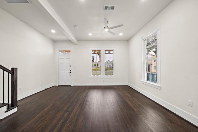 2813 Ball Street Street, Galveston, TX 77550
