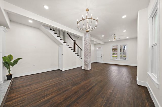 2813 Ball Street Street, Galveston, TX 77550