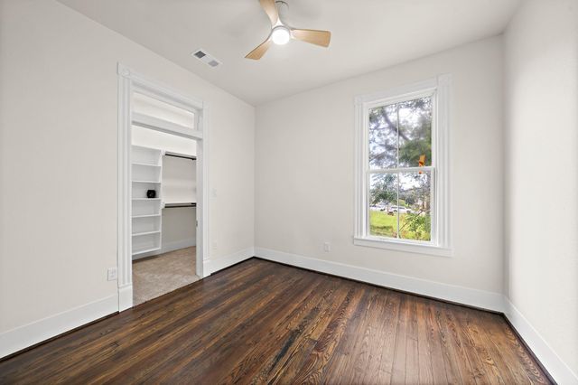 2813 Ball Street Street, Galveston, TX 77550