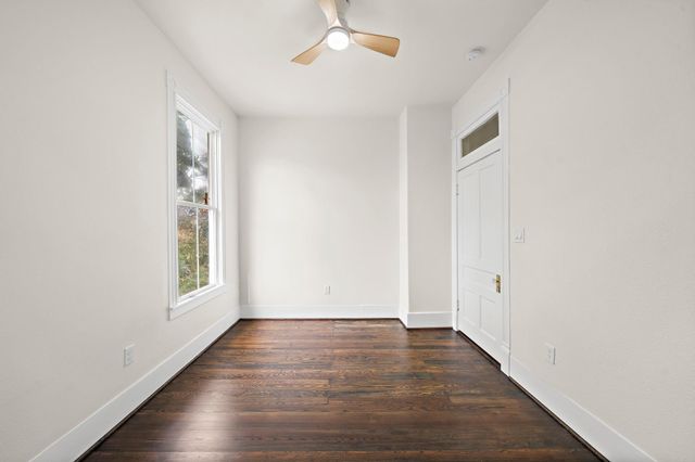 2813 Ball Street Street, Galveston, TX 77550