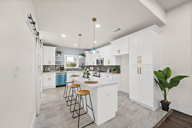 2813 Ball Street Street, Galveston, TX 77550
