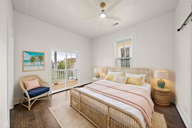 2813 Ball Street Street, Galveston, TX 77550