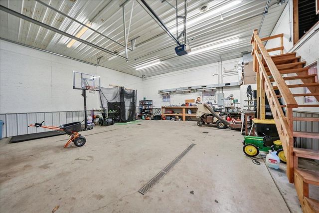 9642 W 1100 N, Demotte, IN 46310