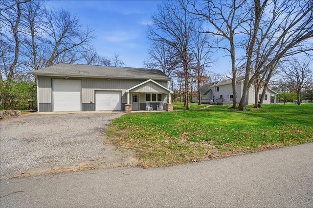 9642 W 1100 N, Demotte, IN 46310