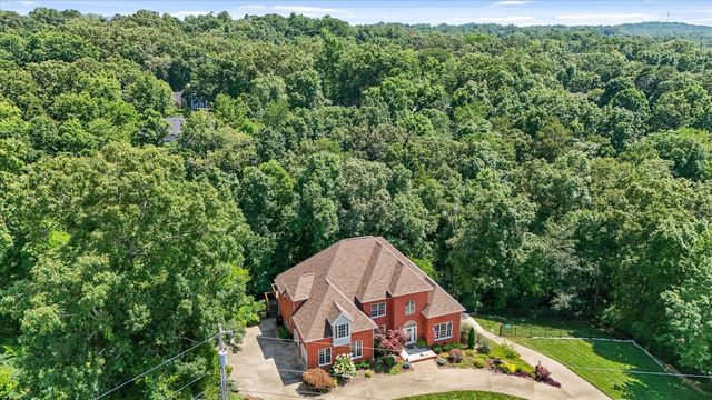 5510 Mountain Breeze Drive, Chattanooga, TN 37421