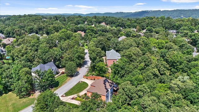 5510 Mountain Breeze Drive, Chattanooga, TN 37421