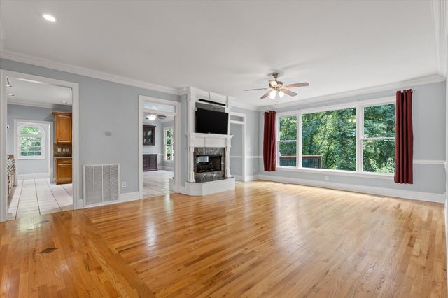 5510 Mountain Breeze Drive, Chattanooga, TN 37421
