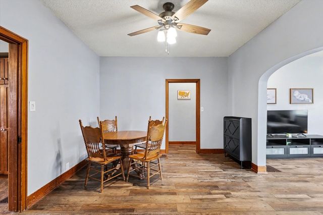 119 N Broadway Street, Fisher, IL 61843