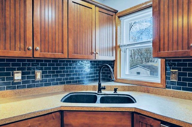 119 N Broadway Street, Fisher, IL 61843