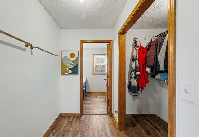 119 N Broadway Street, Fisher, IL 61843